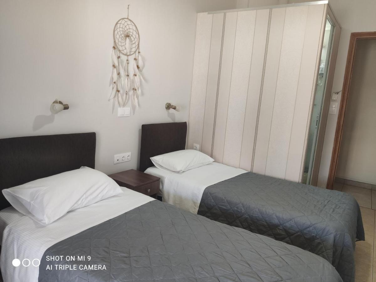 Hotel Trifylia Kyparissia Buitenkant foto