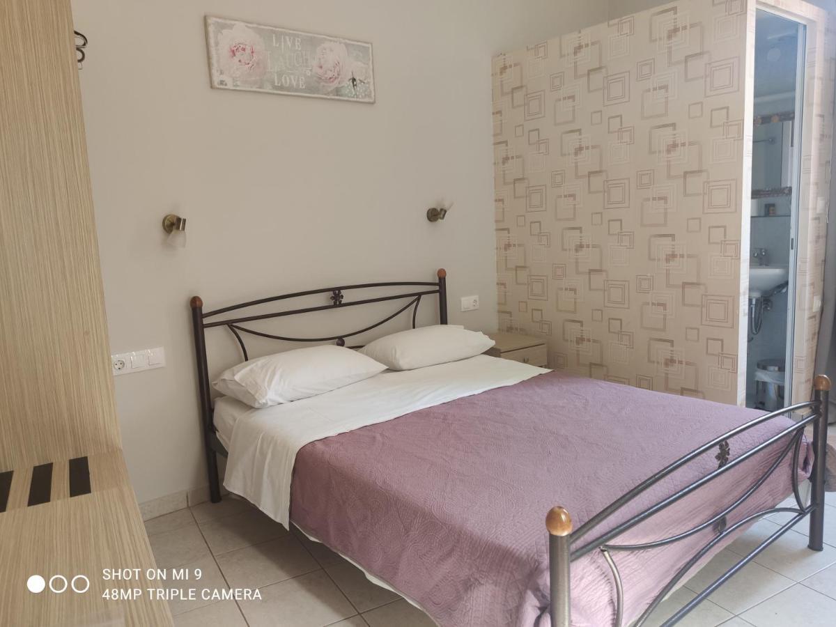 Hotel Trifylia Kyparissia Buitenkant foto